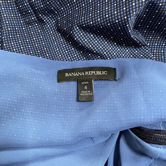 Banana Republic Blue Dotted Handkerchief Hem Dress Sz 4P - Picture 12 of 12